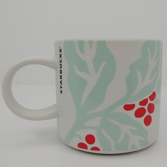 Starbucks 2018 Christmas Holiday Mug 12 oz